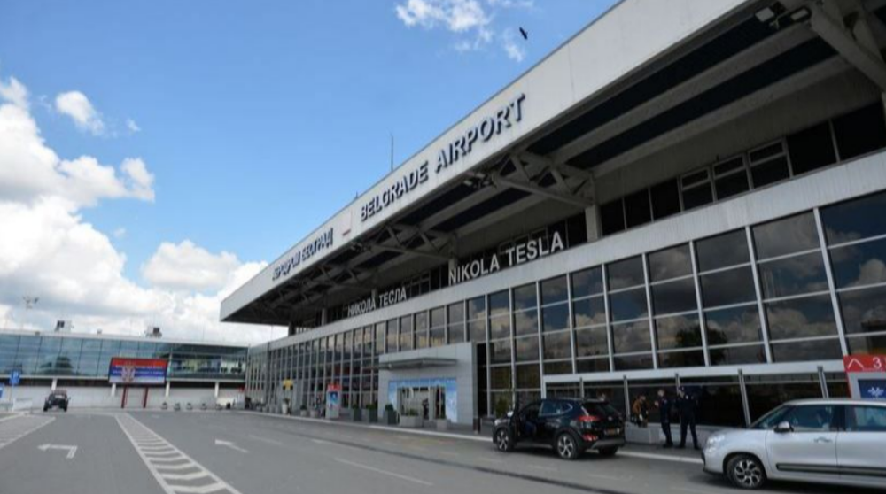 Avion Prinudno Sletio Na Aerodrom Nikola Tesla U Beogradu Putnik